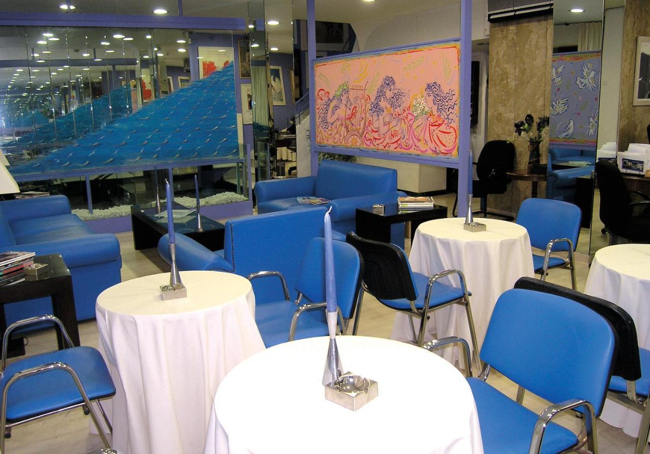 Roy Hotel Atene Esterno foto