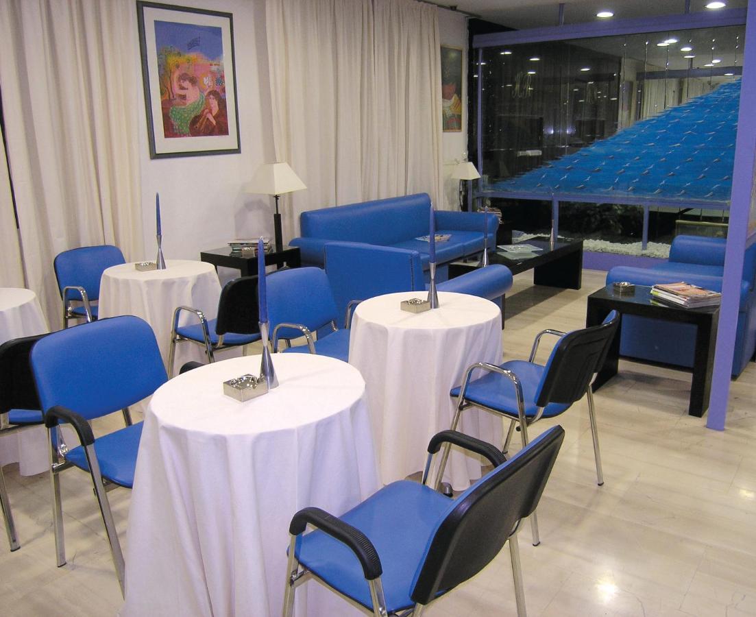 Roy Hotel Atene Esterno foto