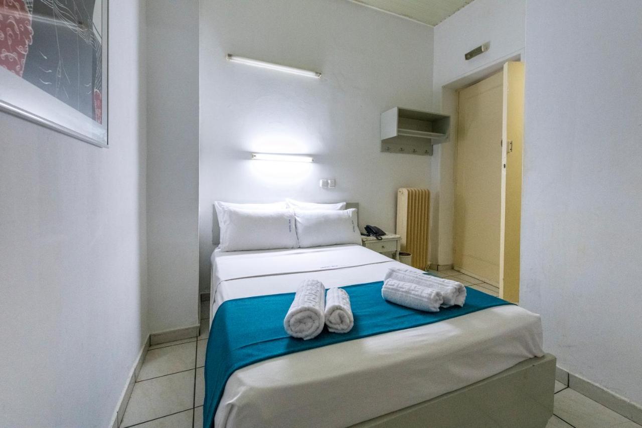 Roy Hotel Atene Esterno foto